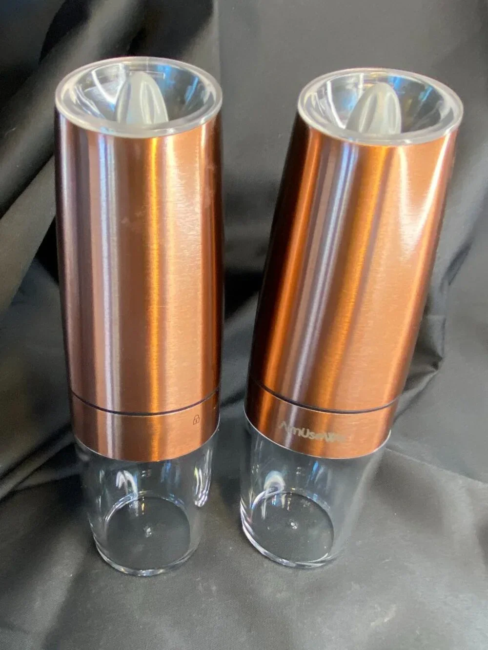 NIB AmuseWit Copper Finish Gravity Electric Salt & Pepper Grinder Set AW-PM03-2